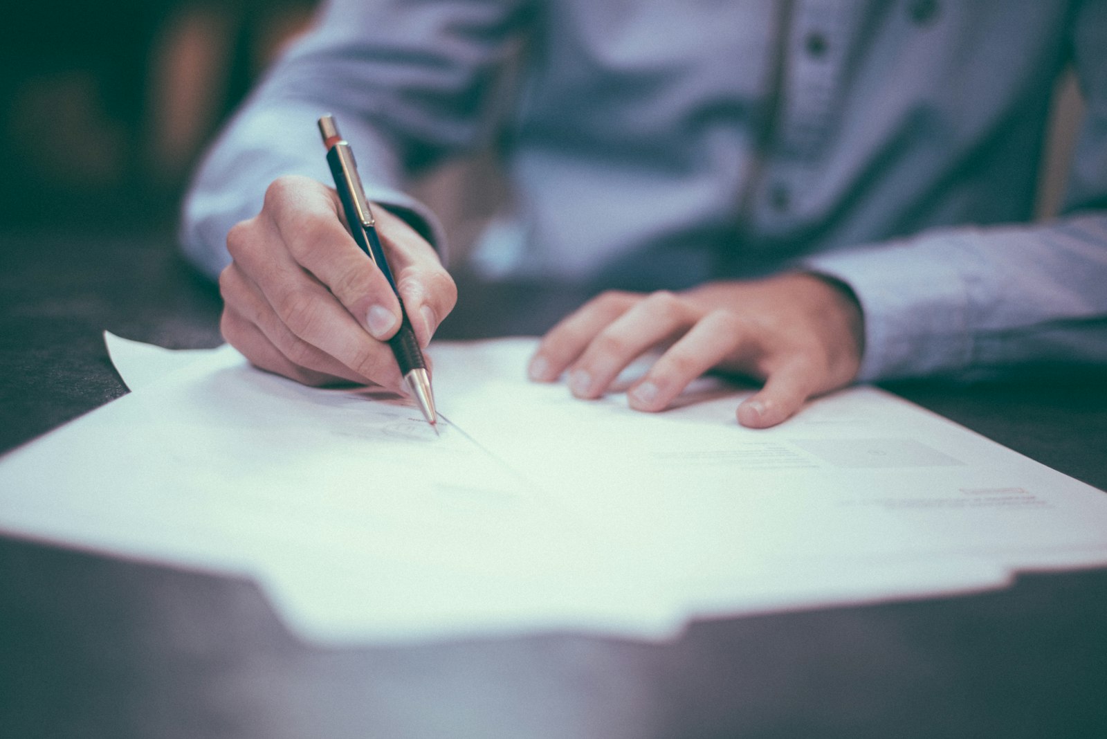 POS With No Contract: What to Look For